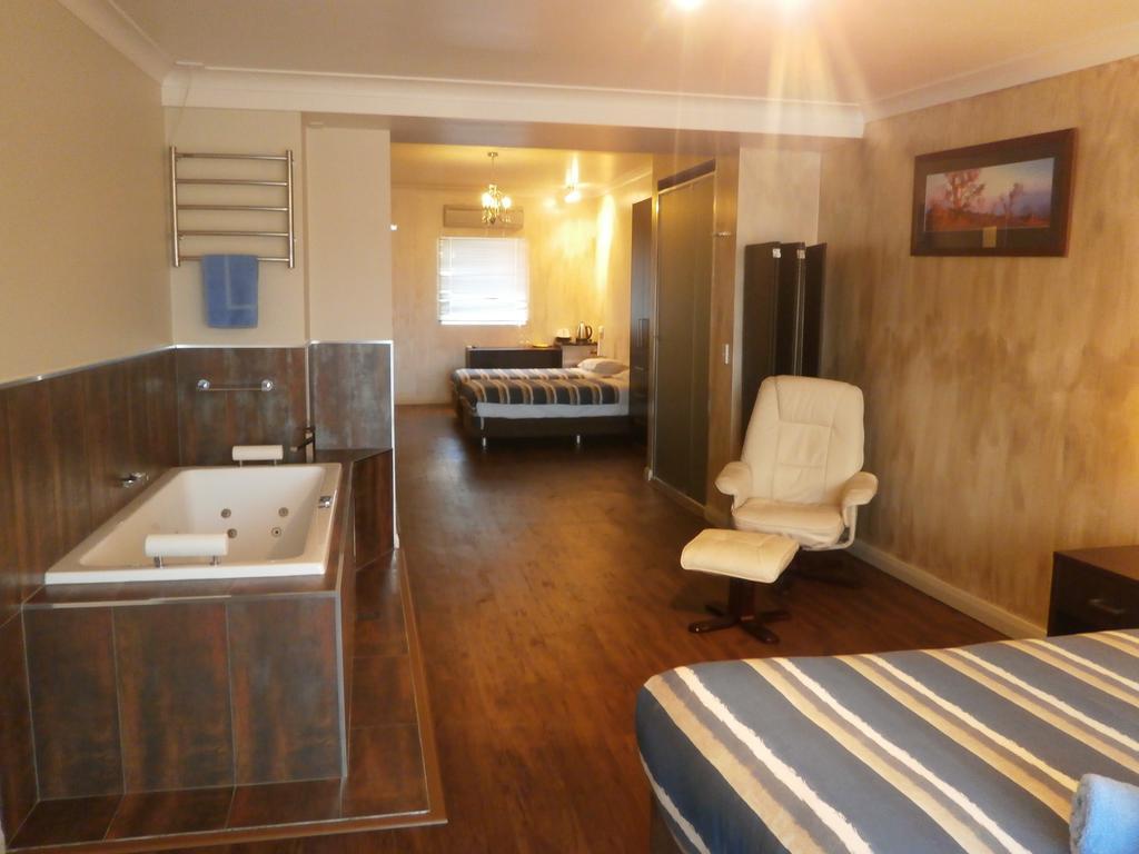 Siesta Villa Джиндабайн Екстериор снимка